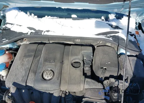 2012 Volkswagen Passat 2.5L Se from USA, damaged, VIN 1VWBP7A33CC033676